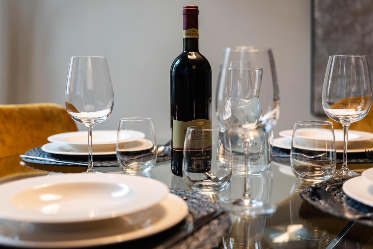 Hnn Luxury Apartments جنوة المظهر الخارجي الصورة